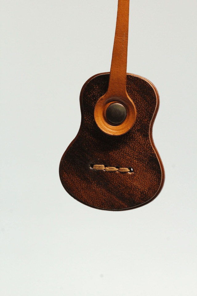 PORTE-CLEFS "GUITARE"